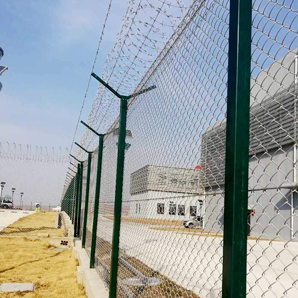 鋁包鋼菱形網(wǎng)-機(jī)場(chǎng)圍界圖片3 鋁包鋼菱形網(wǎng)-機(jī)場(chǎng)圍界圖片3