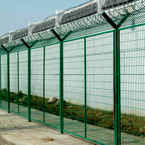 重罪犯生活區(qū)鋼網(wǎng)墻圖片4 重罪犯生活區(qū)鋼網(wǎng)墻圖片4