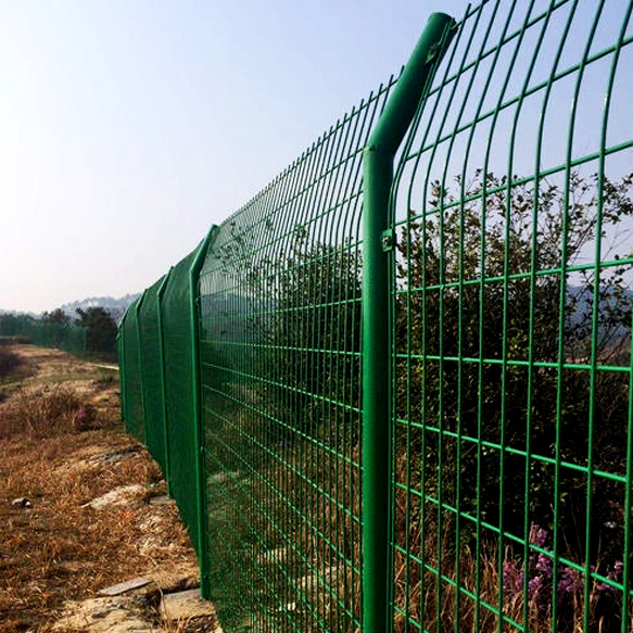 隔離網(wǎng)圍欄圖片2 隔離網(wǎng)圍欄圖片2