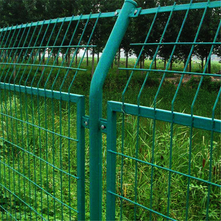 公路護(hù)欄網(wǎng)圖片4 公路護(hù)欄網(wǎng)圖片4