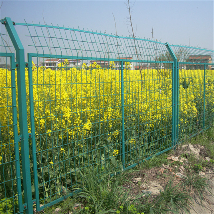 公園小區(qū)護欄圖片4 公園小區(qū)護欄圖片4