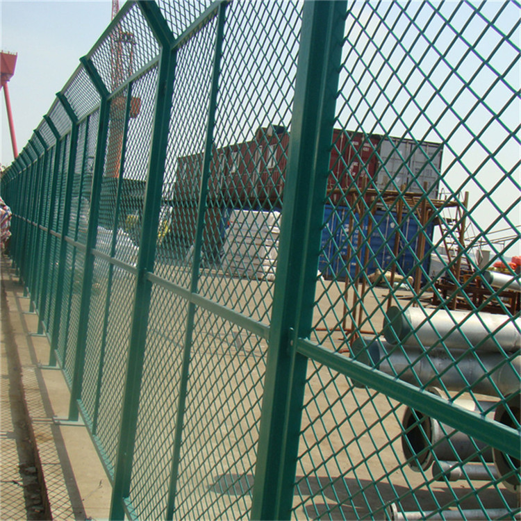 斜方護欄網(wǎng)圖片3 斜方護欄網(wǎng)圖片3