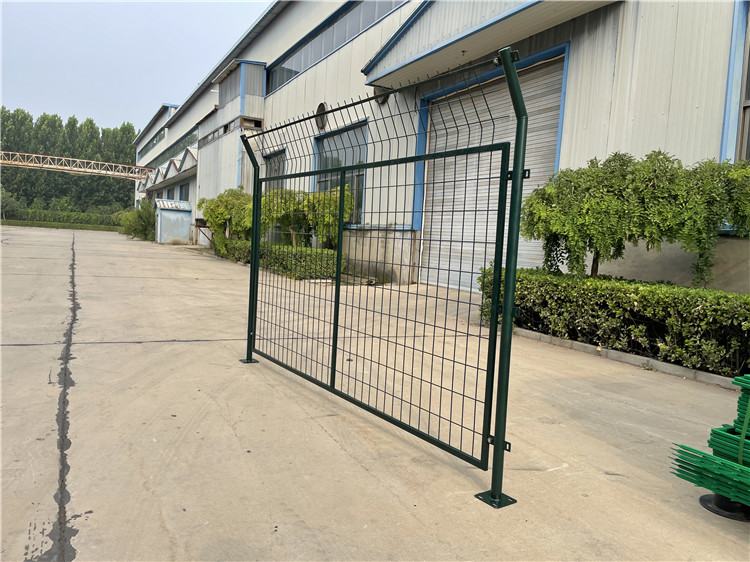 高速公路護欄網(wǎng)圖片3 高速公路護欄網(wǎng)圖片3