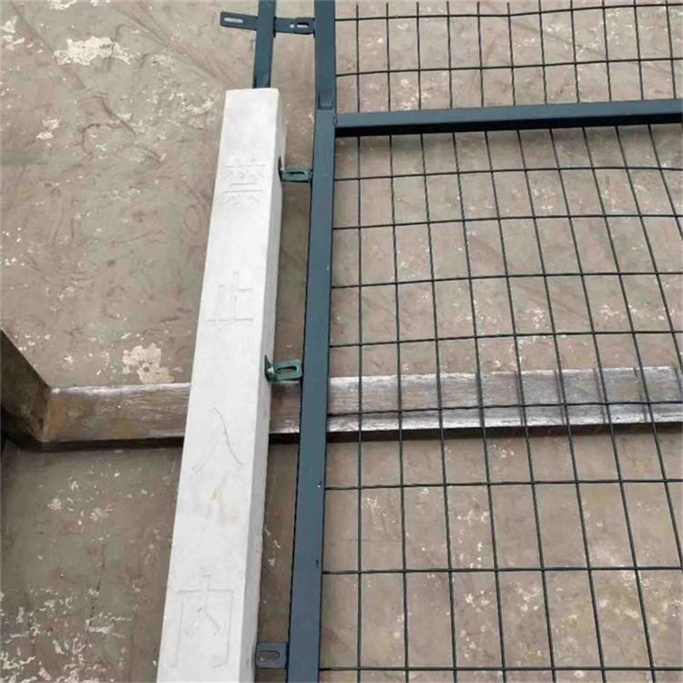 鐵路網(wǎng)圍欄圖片3 鐵路網(wǎng)圍欄圖片3