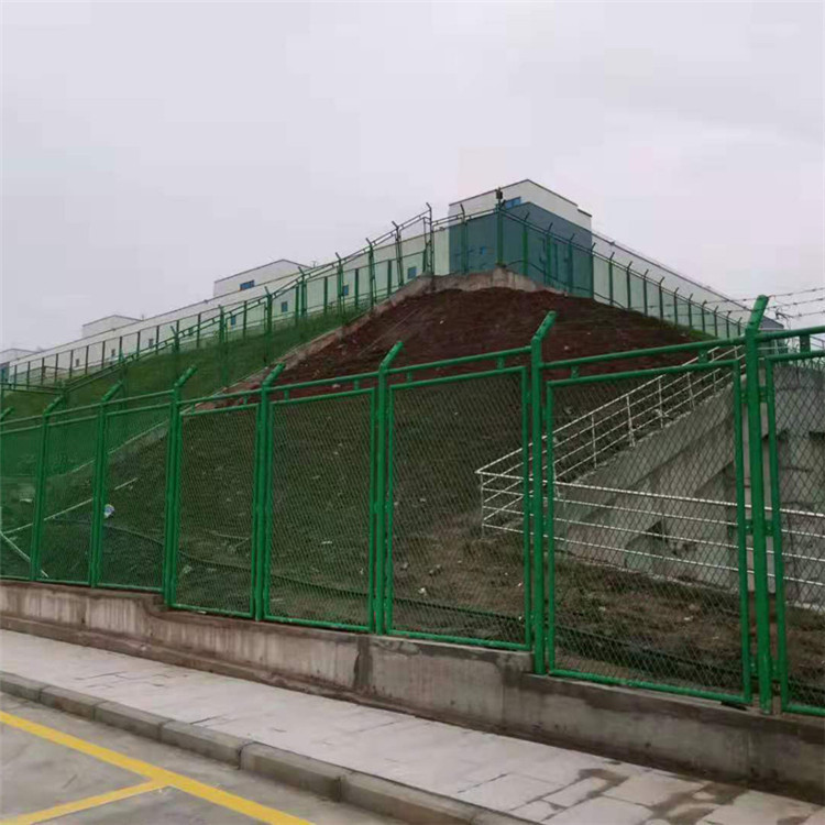 保稅區(qū)菱形護(hù)欄網(wǎng)圖片4